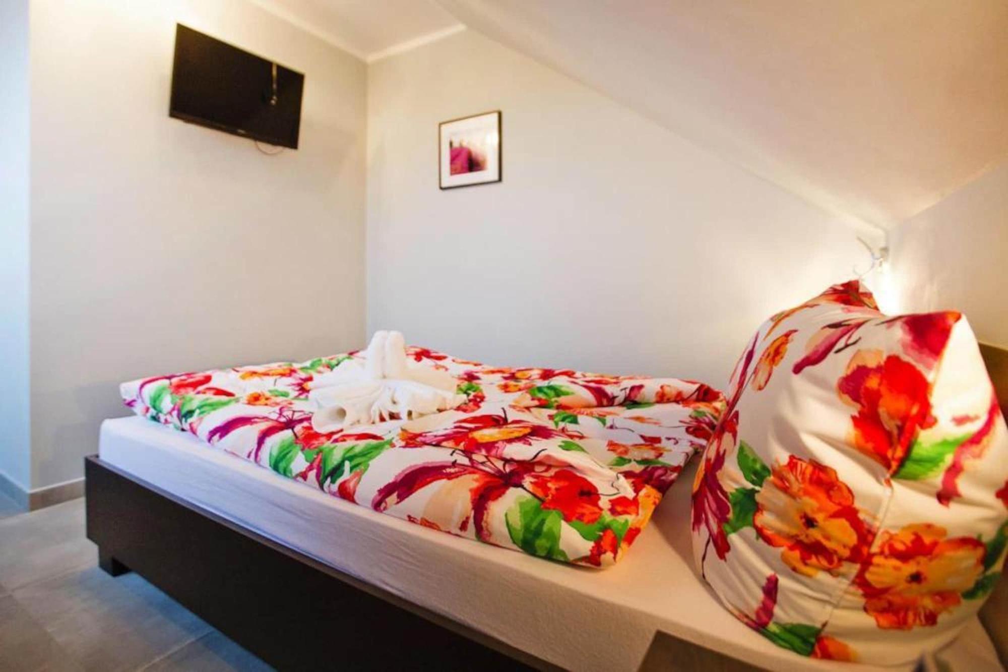 Comfortable Premium Class Apartment Shared Swimming Pool Gaski Exterior photo