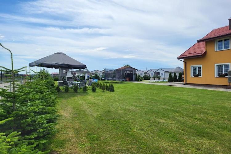 Comfortable Premium Class Apartment Shared Swimming Pool Gaski Exterior photo